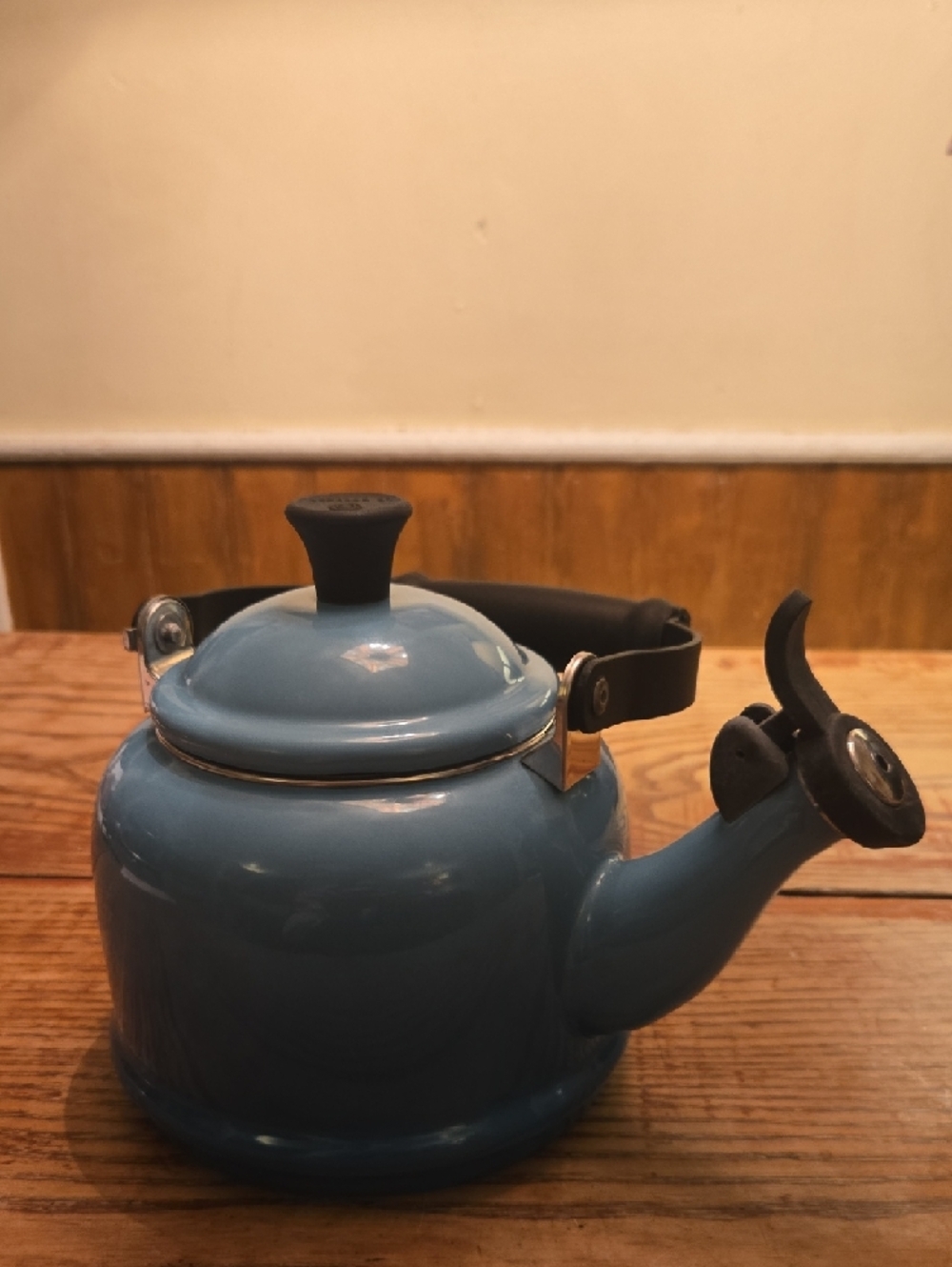 Le Creuset Carribean Blue Teakettle with Black Handle and Knob - Picture 9 of 16